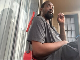 Cubby Da Po Hubby Off da Porch