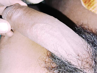 Sexy Boy Girl We Upload You Video Watch and Enjoy Desi Style in Hand