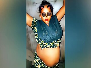 Fuck My Bhabhi In Kichen Room When She Is Cooking