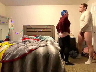 Christmas MILF Gets Lucky with Big Cock - Creampie & Squirt