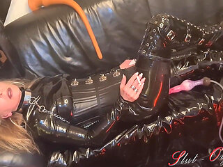 Slut-orgasma-Celeste smoking in sexy latex and leather extreme platform boots