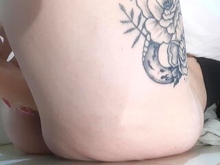 Sexy Latina puta with nipple piercings