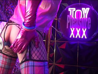 Toypleasurexxx - Sissy pinkish and marionette crimson ass fucking