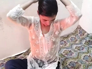 Bhabhi ko gandi video dikha kar step sister ke samne pel diya