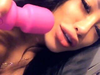 Tattoed Amateur Webcam Girl Hot Dildo Action Masturbation