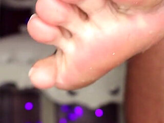 Burping Amazon Ass Worship