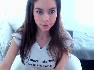 Pale amateur teen brunette Lynn Love