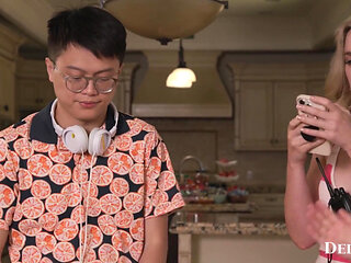 Behind the Scenes: the Assistant Director Loves People (ep1)