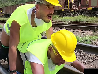 OS OPERARIOS!