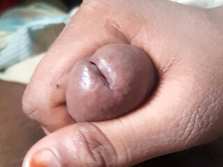 Kissing the best feeling kiss is best powerful energy kissing time come to cum.