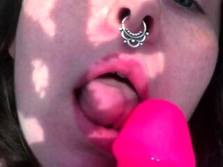 Amateur brunette ariana marie solo toying