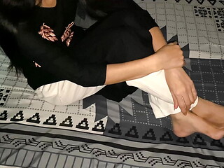 A big-assed aunty invited me over to her house. And then, she made me fuck her big ass all night. NEW XXX VIDEOS