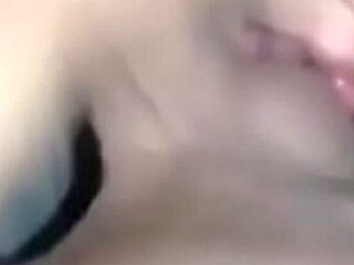Feeding My GF's Pussy - Hot Teen Blowjob & Creampie - Crisanto999 & Estefani