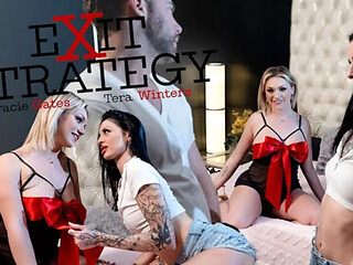 Tera Winters Dumps Her Man For Gracie Gates Lesbian Fun