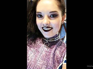 Lovely Amateur teen brunette masturbating outdoor