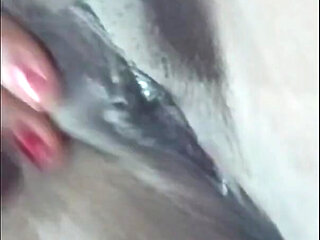 Desi Rajasthani Bhabhi Wants to Get Fucked Alone at Home