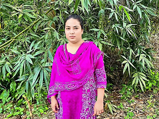 Hottest Indian Desi Neighbor Craves Bangladeshi Sex at Her Place