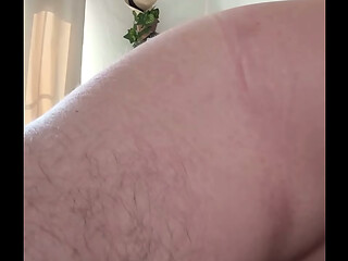 Fiquei sozinho em casa e fui brinca com minha bonequinha.