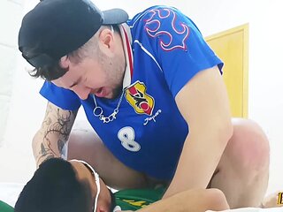 Quem perder no videogame tem que dar o cuzinho COMPLETO