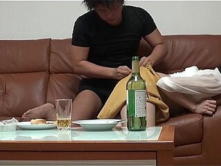 Cute Japanese Amature Girl Gets Fucked