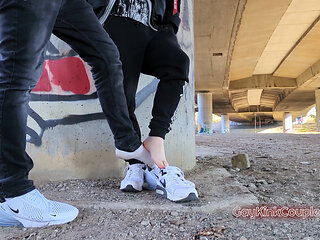 Sharing Nike Air Max Sneaker 5