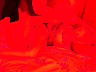 Curvy Mature Latina MILF, Bed Frottage and Doggystyle Visible, with Oral Sex Real Homemade