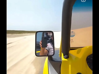Na praia