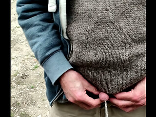 Outdoor pissing