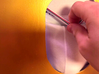 Cookie Cream Sperma Keks. Hot squirting cock cums on the cookie at the gloryhole