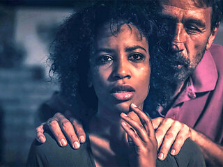 Ebony mature model squirts on wife knob