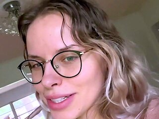 Amateur Blonde Teen Plays Solo with Toy Webcam Porn