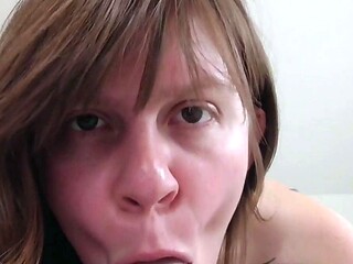 Big-Bodied Beauty Loves Sucking and Fucking on Cam