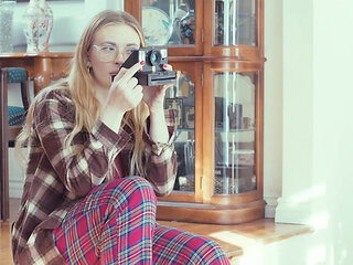 River Lynn Knows What Step Mom Lindsay Likes