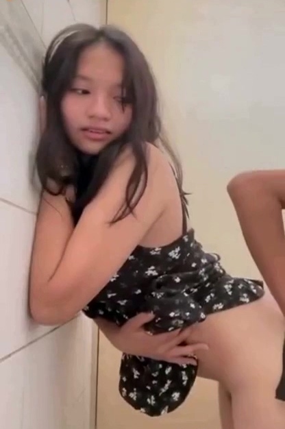 Skinny Asian schoolgirl retreated to the bathroom with her stepbrother.