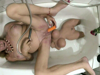 Lizzy Yum Sd October 2026 Bathing Masturbation Dilating