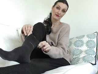 Show Your Owner - the Black Socks Your Love and Affection Lady Victoria Valente