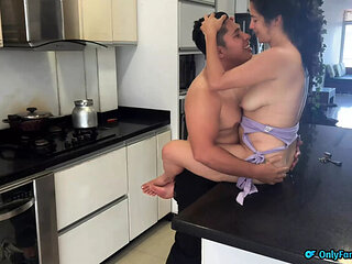 Latina stepmom gets rough throat fuck while drinking coffee - NamiQseiiin creampie & squirt