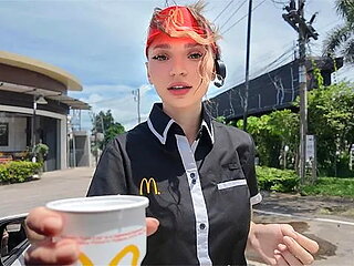 Cute Mcdonalds Girl Messed Up the order but Worked It off all the Way