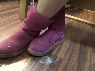 Hot MILF Suck a Cock and Clean the Cum Fron Her Shoes