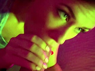 Amateur Teen georgeus brunette 2