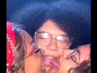 Festinha com as amigas