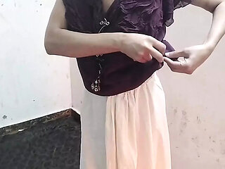 School girl ko paise dekar jabar dasti pela