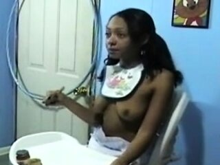 Jasmine: High Chair Feeding