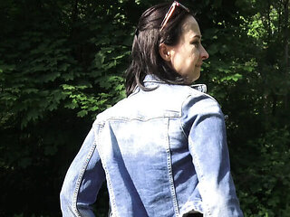 Wanilianna Outdoor Golden Shower & Squirting in Nylon Stockings Garter Belt - Saturday Morning Pissing