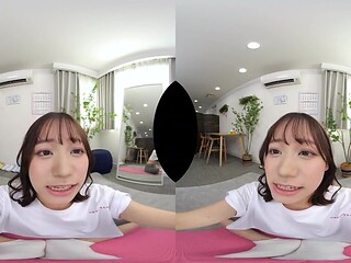An idol trainee who will do anything you tell her