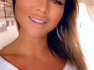 Kelsey Amateur Brunette Ftv girls Toys Masturbating