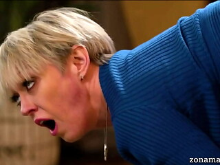 Dee MILF Two Player Game