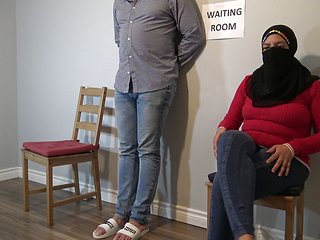 Married Arab Woman Gets Cumshot in Waiting Room