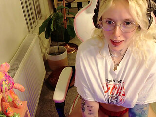 Cute Gamer Girl Loses a Bet and Ends up Moaning - Bet-loss Fantasy