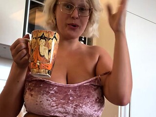 Big boobs milf masturbates with her dildo